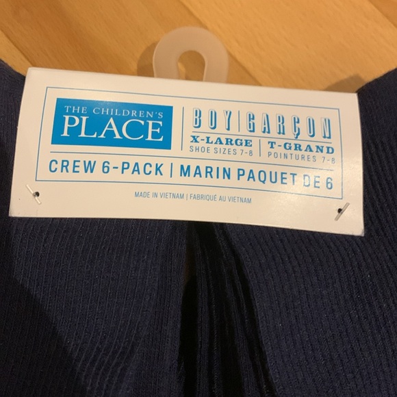 🆓 w $30 purch -NWT Boy 6 Pack Crew Navy Blue Socks - size XL (shoe size Y 7-8) - Picture 2 of 8